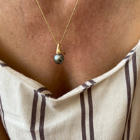 Tami - Tahitian Black Pearl Pendant