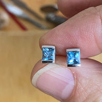 ARCHIE Geometrisch Aquamarine studs