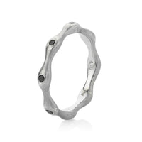 ALL-AROUND Black Diamonds ring