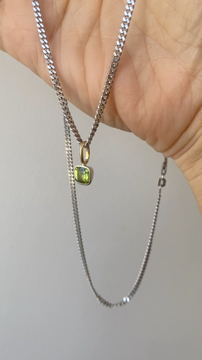 BETTY Pendant -Peridot