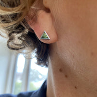 Green Sapphire Dreieck Earrings